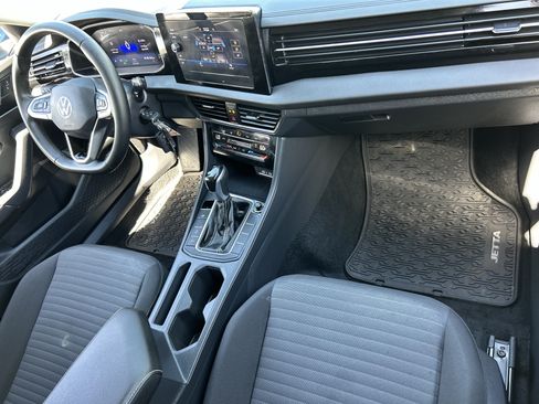 Used 2025 Volkswagen Jetta S FWD image 10