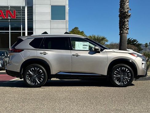 New 2026 Nissan Rogue Platinum w/ Platinum Premium Package image 4