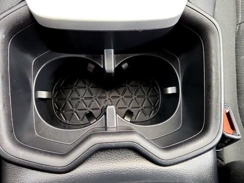 Certified 2025 Toyota RAV4 XLE AWD/4WD image 34