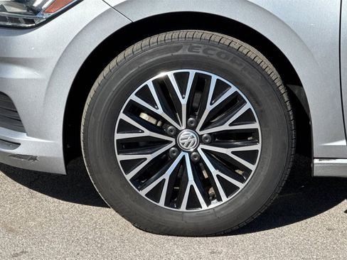 Used 2020 Volkswagen Jetta SE image 31