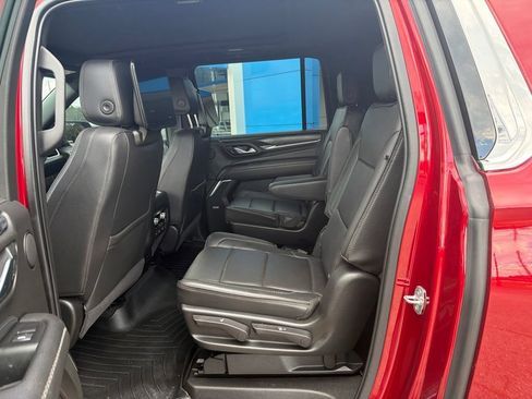 Used 2021 GMC Yukon XL Denali w/ Denali Premium Package RWD image 26