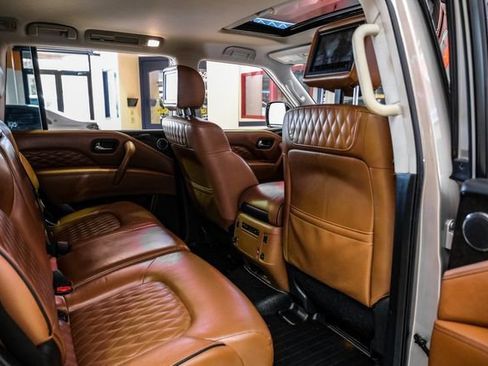 Used 2019 INFINITI QX80 Luxe w/ Proactive Package image 37