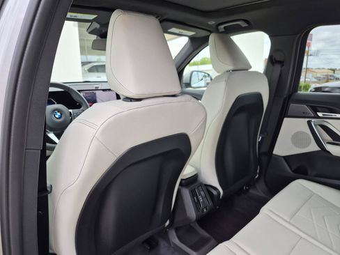 New 2026 BMW X1 xDrive28i w/ Convenience Package AWD/4WD image 16