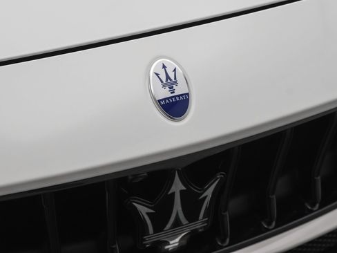 New 2024 Maserati Ghibli Modena image 25