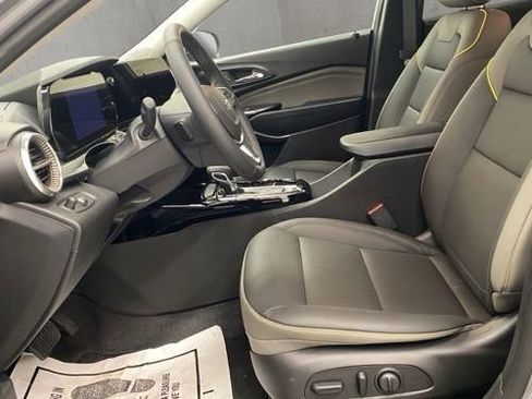 New 2026 Chevrolet Trax ACTIV FWD image 18