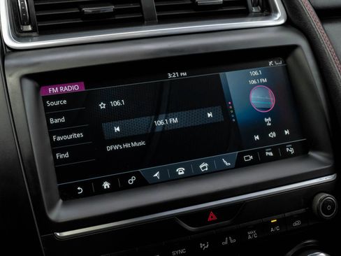 Used 2018 Jaguar E-PACE First Edition image 45