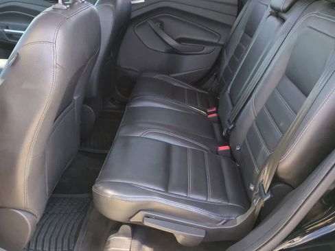 Used 2018 Ford Escape Titanium image 18