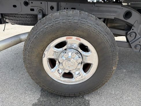 Used 2018 RAM 2500 Tradesman w/ Chrome Appearance Group AWD/4WD image 14