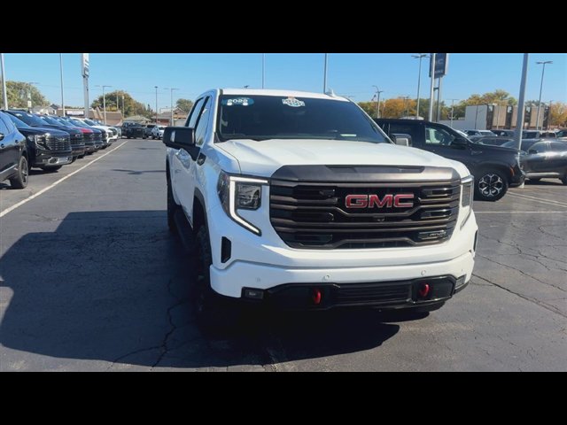 Used 2022 GMC Sierra 1500 AT4X AWD/4WD image 3