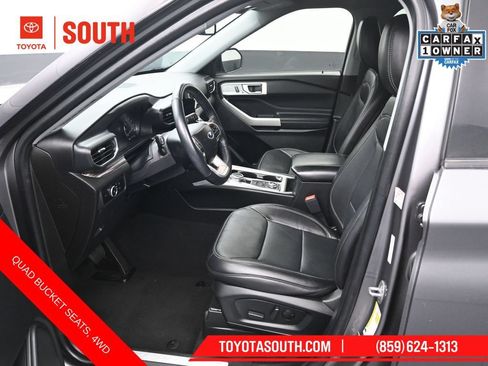 Used 2023 Ford Explorer Limited AWD/4WD image 9