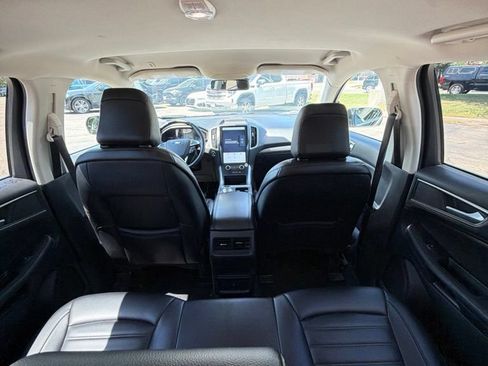 Used 2024 Ford Edge SEL AWD/4WD image 10