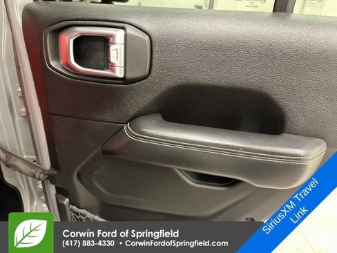 Used 2019 Jeep Wrangler Unlimited Sahara w/ Uconnect 4C Nav & Sound Group image 23