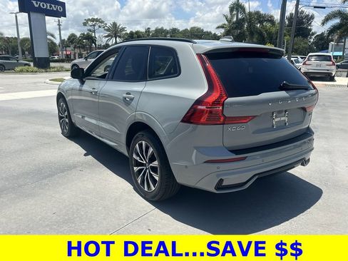 Used 2024 Volvo XC60 B5 Plus AWD/4WD image 9