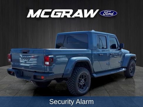Used 2025 Jeep Gladiator Sport AWD/4WD image 8