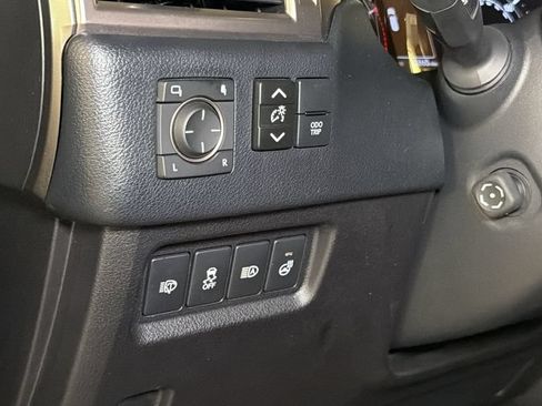 Certified 2023 Lexus GX 460 Premium w/ Premium Package AWD/4WD image 23