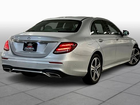 Used 2018 Mercedes-Benz E 300 image 11