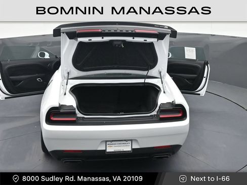 Used 2022 Dodge Challenger R/T Scat Pack RWD image 45