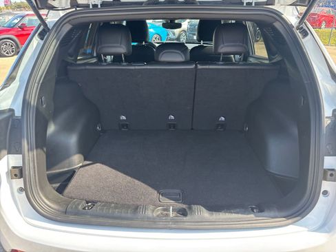 Used 2025 Jeep Compass Limited image 31