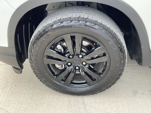Used 2021 Honda Ridgeline Black Edition image 36