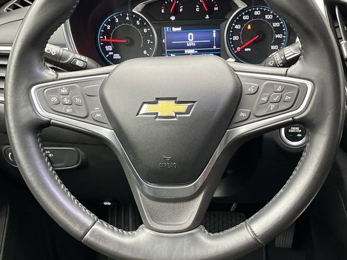 Certified 2022 Chevrolet Equinox LT w/ Driver Convenience Package image 14