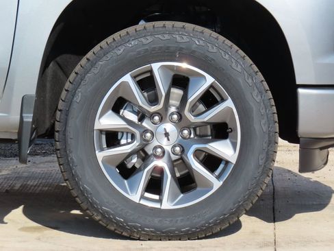 New 2026 Chevrolet Silverado 1500 RST AWD/4WD image 18