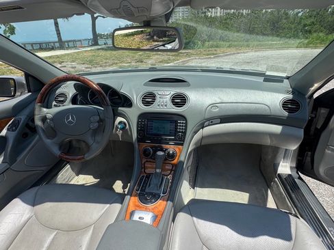Used 2007 Mercedes-Benz SL 550 image 60