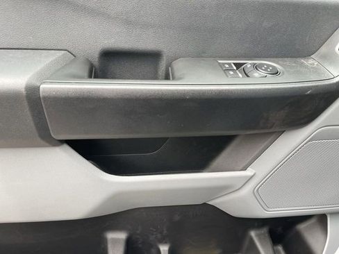 New 2025 Ford F550 4x4 Regular Cab Super Duty image 13
