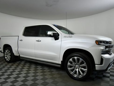 Used 2022 Chevrolet Silverado 1500 High Country image 9