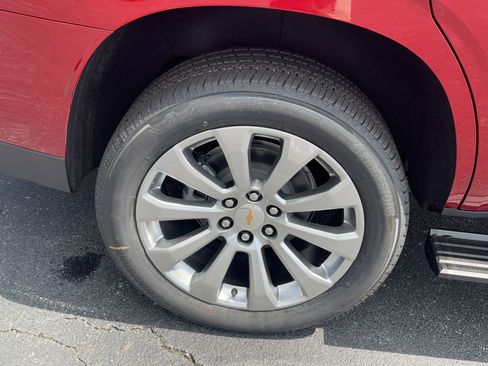 New 2025 Chevrolet Tahoe Premier image 17