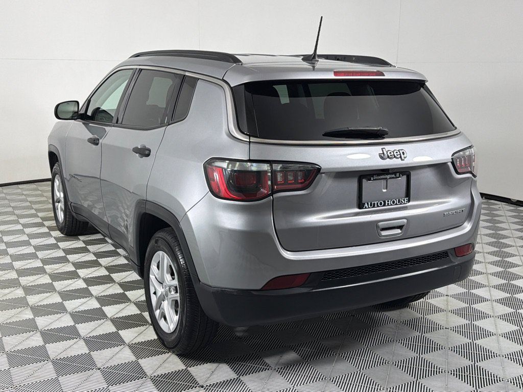 Used 2019 Jeep Compass Sport FWD image 5