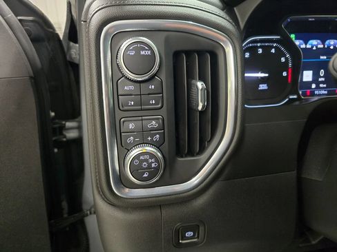 Used 2021 GMC Sierra 1500 Denali w/ Driver Alert Package II AWD/4WD image 34