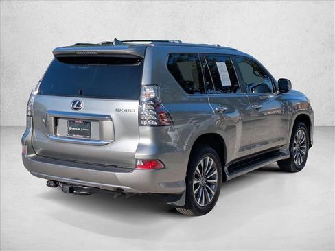 Used 2023 Lexus GX 460 Luxury w/ Accessory Package AWD/4WD image 5