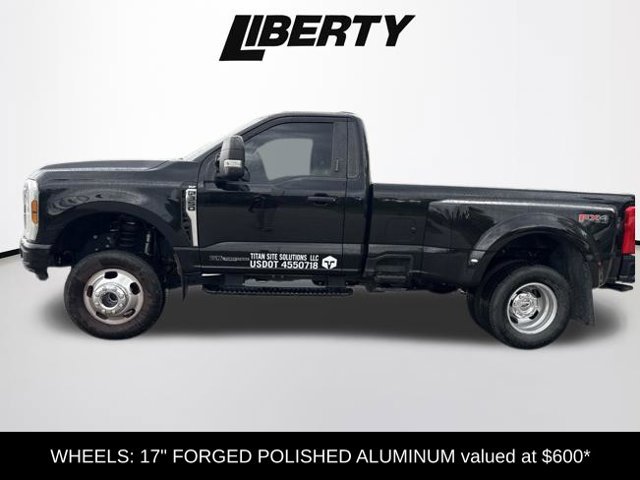 Used 2024 Ford F350 XLT AWD/4WD image 4