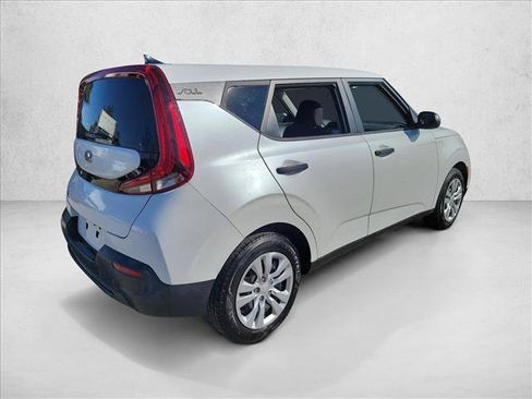 Used 2020 Kia Soul LX image 5