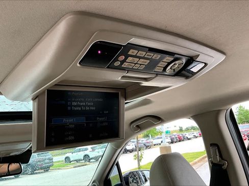 Used 2016 Honda Pilot Touring image 36