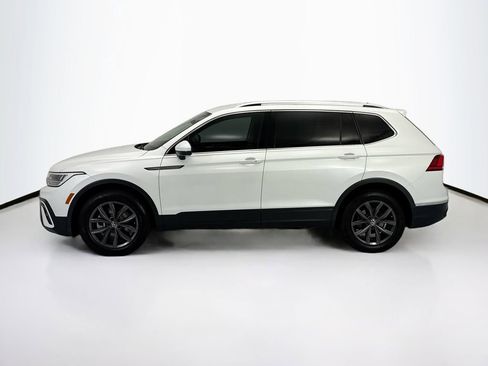 Used 2023 Volkswagen Tiguan SE FWD image 8