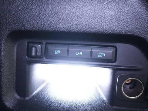 Used 2020 Ford Explorer ST w/ ST High-Performance Pack AWD/4WD image 29