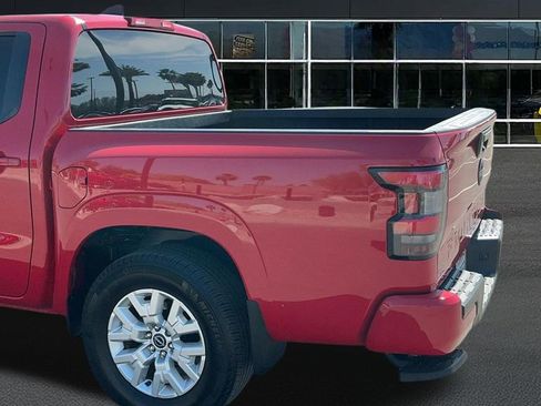 Used 2023 Nissan Frontier SV w/ Tow Package image 5