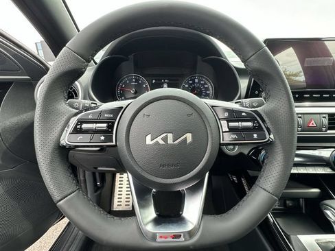 Used 2024 Kia Forte GT-Line FWD image 17