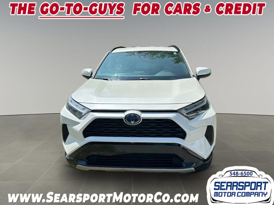 Used 2022 Toyota RAV4 SE AWD/4WD image 2