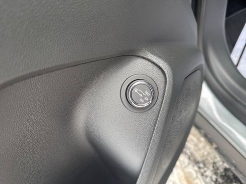 New 2026 Chevrolet TrailBlazer LT w/ Convenience Package image 23