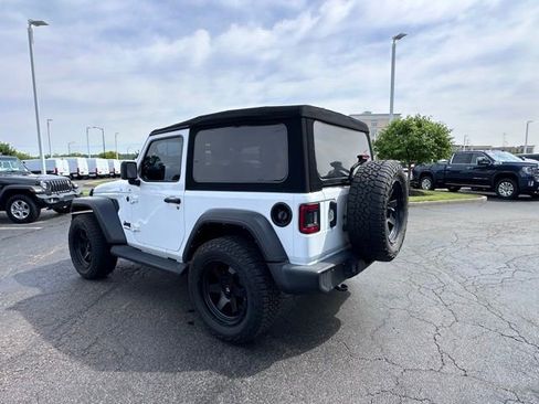 Used 2022 Jeep Wrangler Sport AWD/4WD image 10