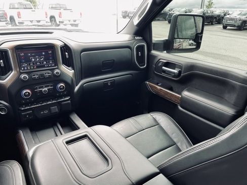 Used 2022 Chevrolet Silverado 2500 High Country w/ Z71 Off-Road Package image 23