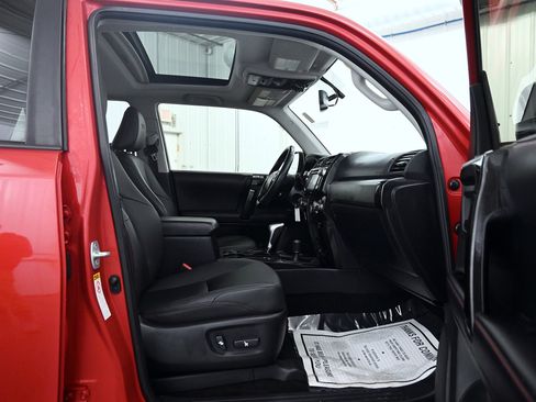 Used 2019 Toyota 4Runner TRD Off-Road Premium image 21