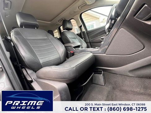 Used 2014 Ford Escape Titanium w/ Equipment Group 401A image 17