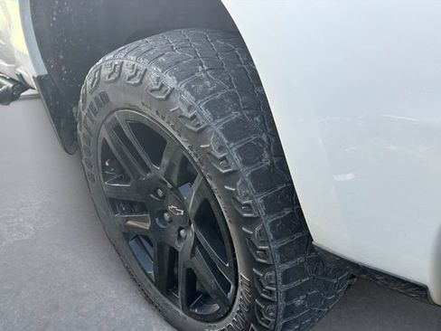 Used 2023 Chevrolet Silverado 1500 LT Trail Boss w/ LT Trail Boss Premium Package AWD/4WD image 10