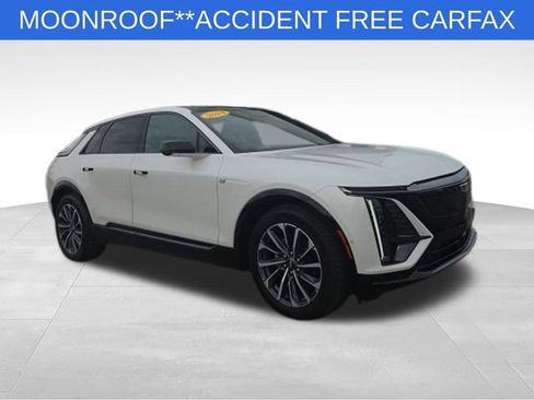 Used 2024 Cadillac Lyriq Sport RWD image 1