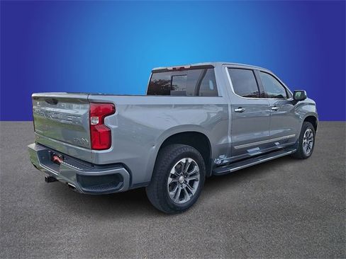 Used 2024 Chevrolet Silverado 1500 High Country w/ Technology Package image 5