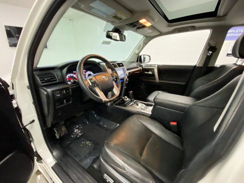 Used 2020 Toyota 4Runner Limited AWD/4WD image 15