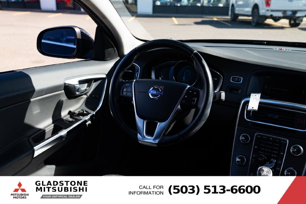 Used 2015 Volvo S60 T5 Premier AWD/4WD image 9